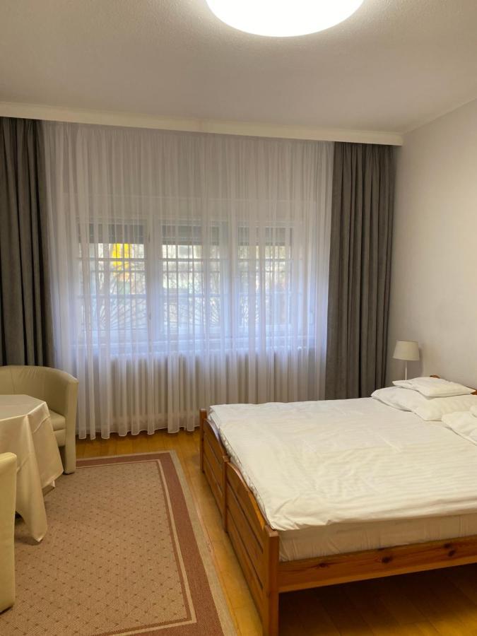 Part Cafe Residence 두나케스치 외부 사진