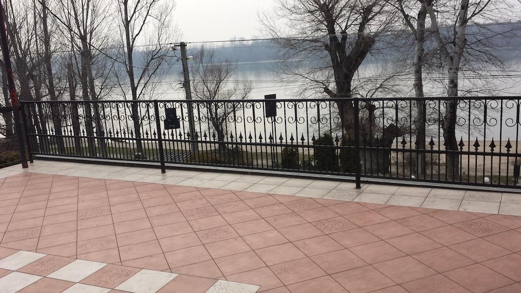 Part Cafe Residence 두나케스치 외부 사진